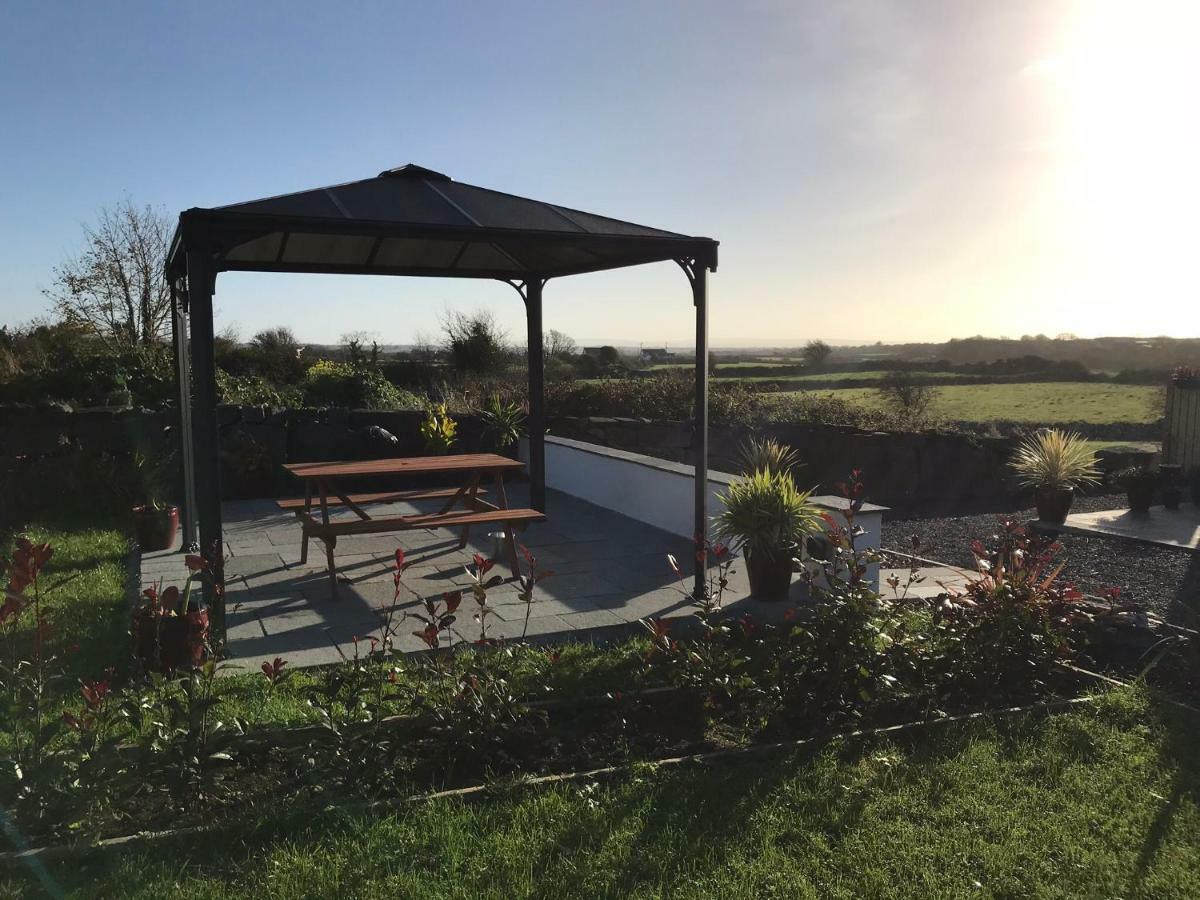 Atlantic Retreat Lodge Kinvara ภายนอก รูปภาพ